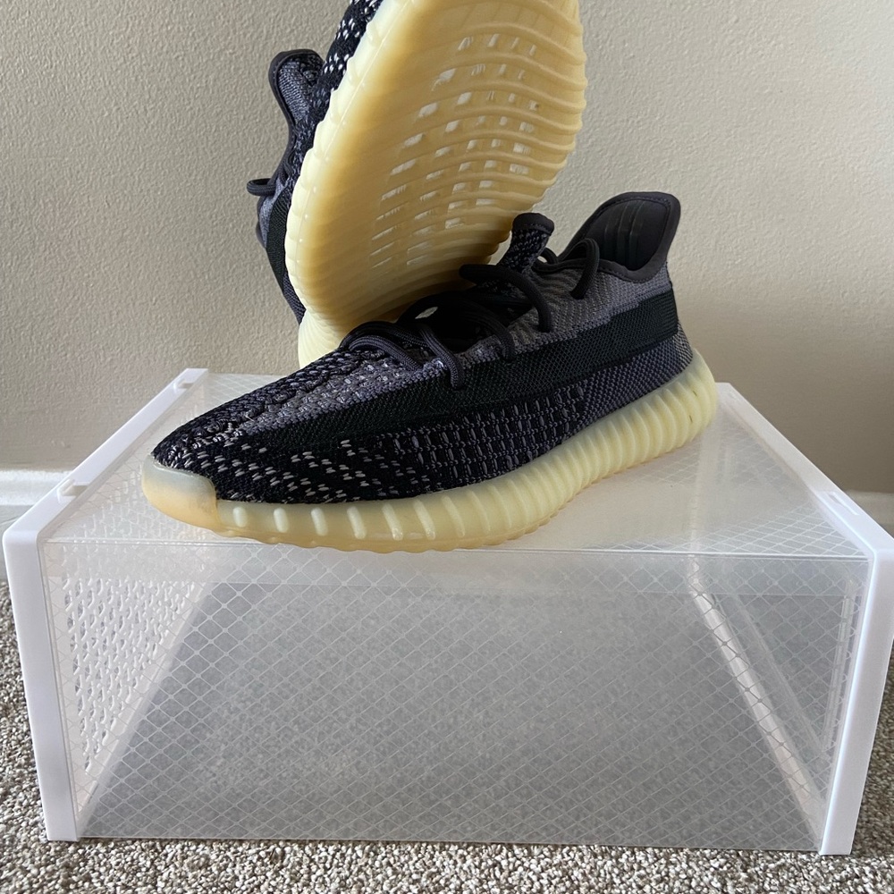 Adidas Yeezy Boost 350 V2 “Carbon”